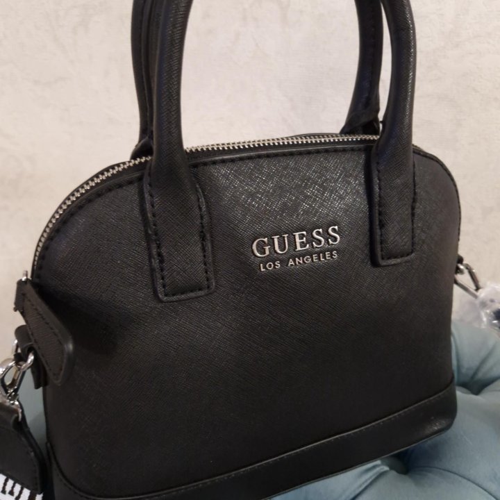 Сумка Guess