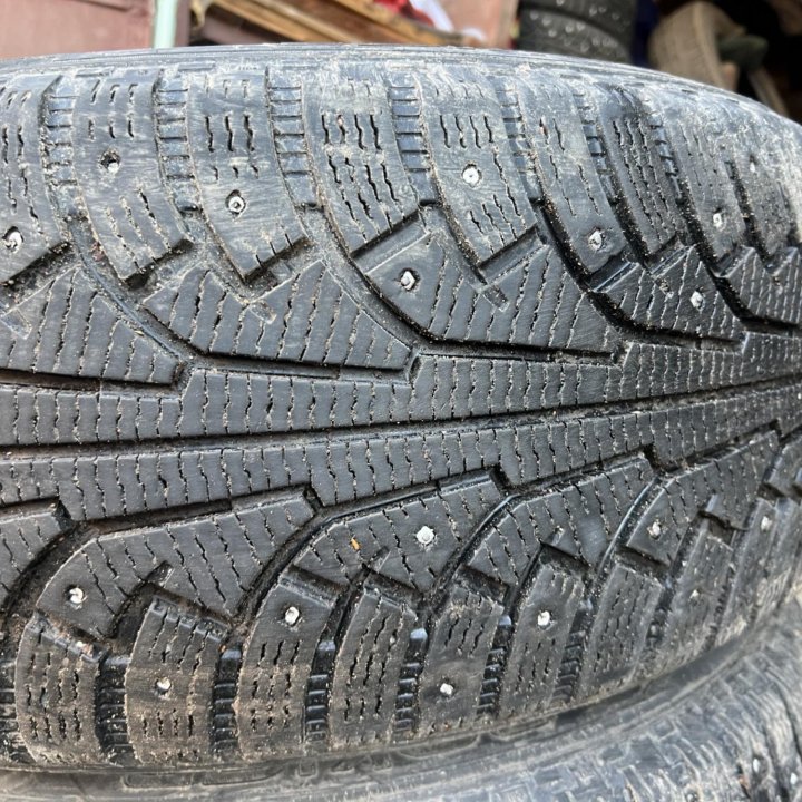 255 50 19 Nokian Hakkapeliitta 5 SUV Run Flat две