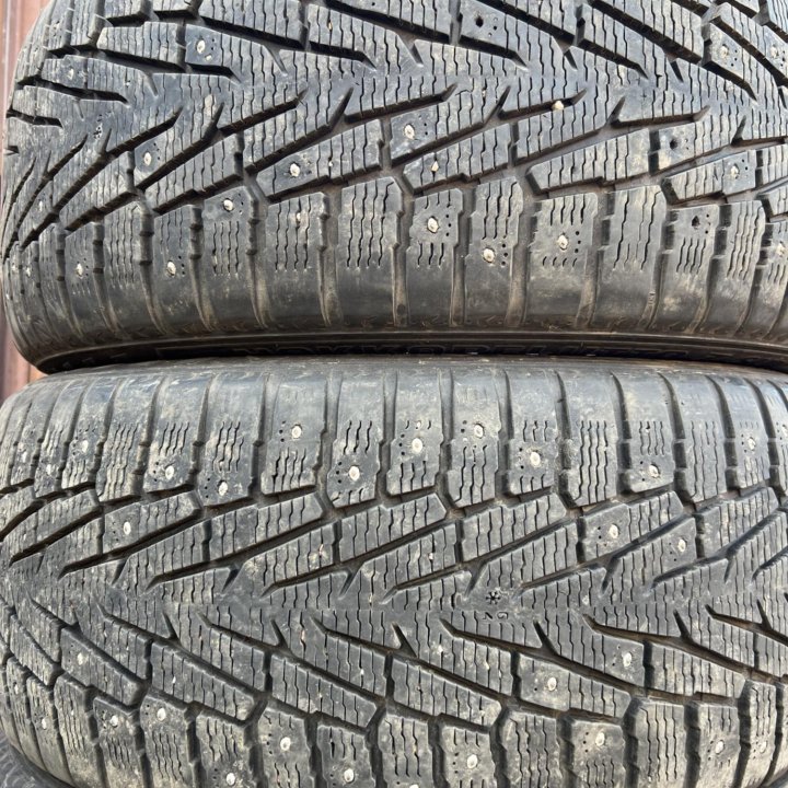 255 50 19 Nokian Hakkapeliitta 7 SUV шипы комплект