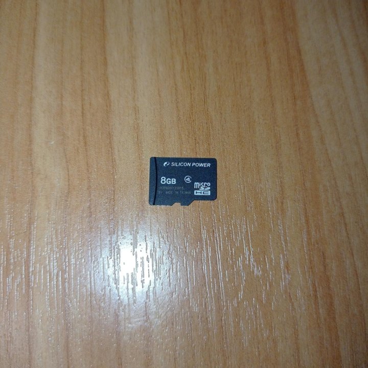 Микро SD на 8 Гб