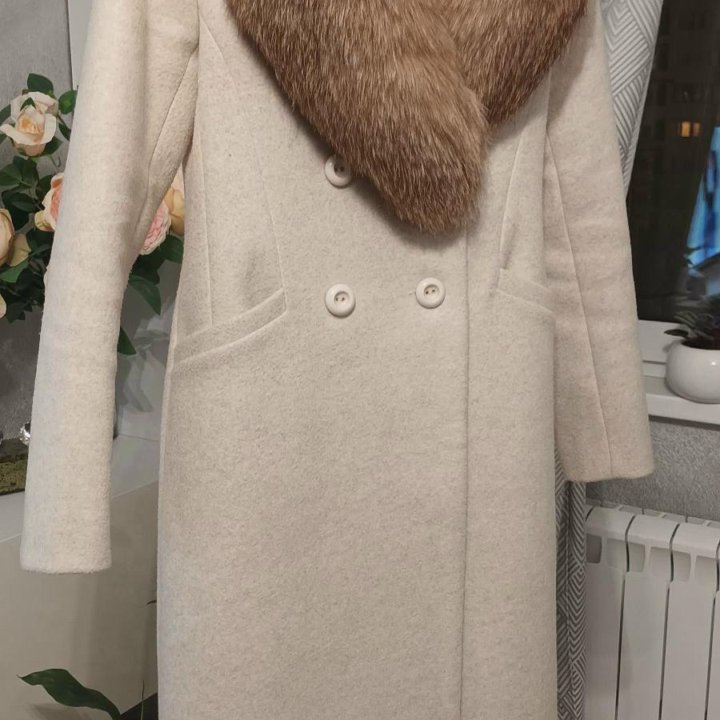 Пальто зимнее