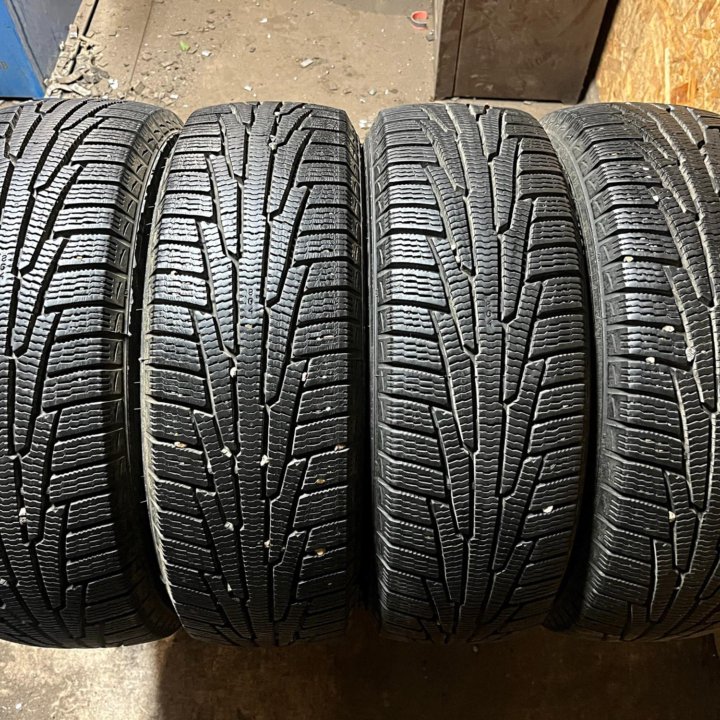 Зима Nokian Nordman RS2 185/65 R15 92R