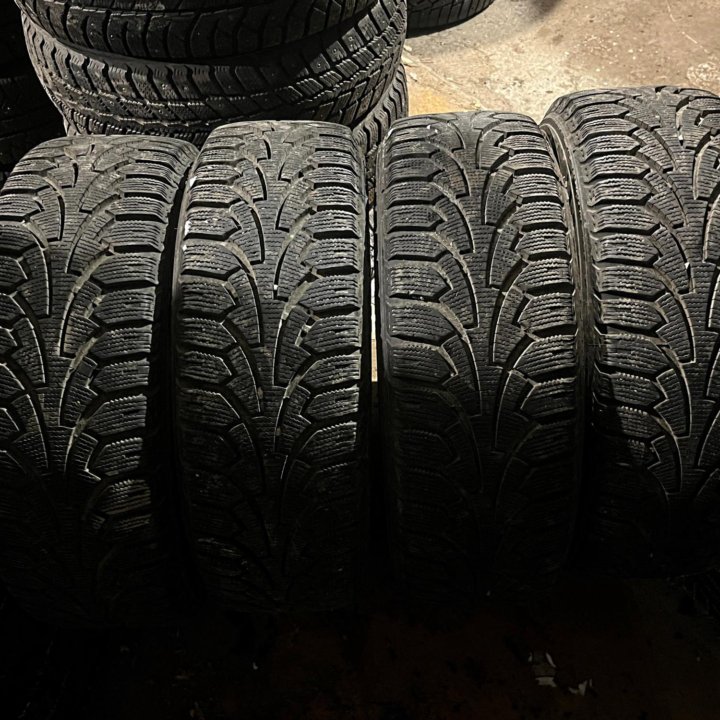 Зима Nokian Nordman RS 185/65 R15 92R