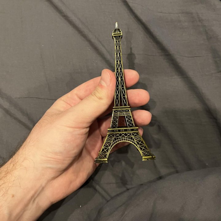 Статуэтка Эйфелевой башни