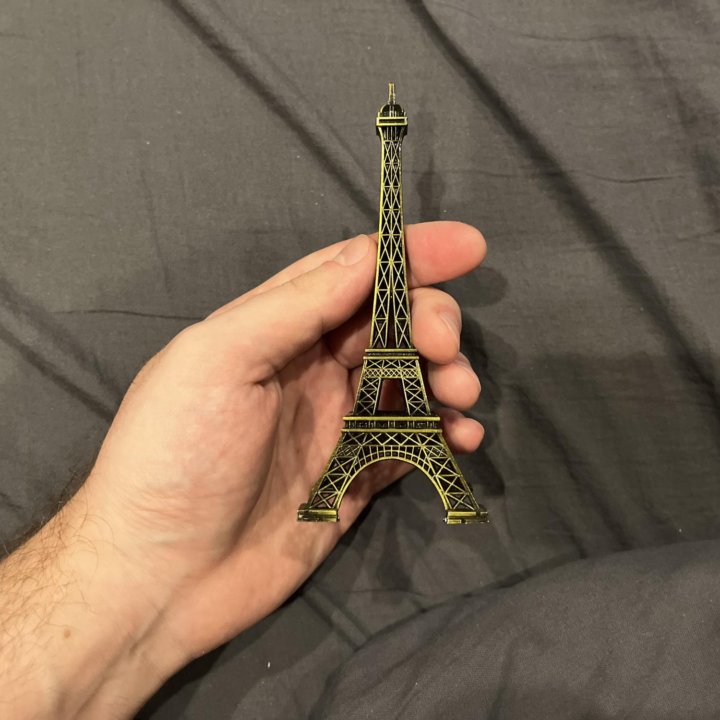Статуэтка Эйфелевой башни