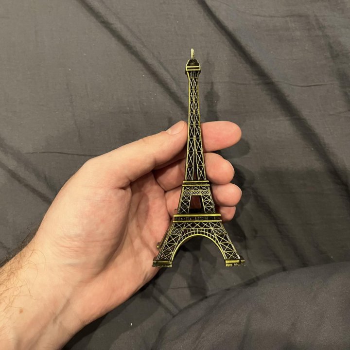 Статуэтка Эйфелевой башни