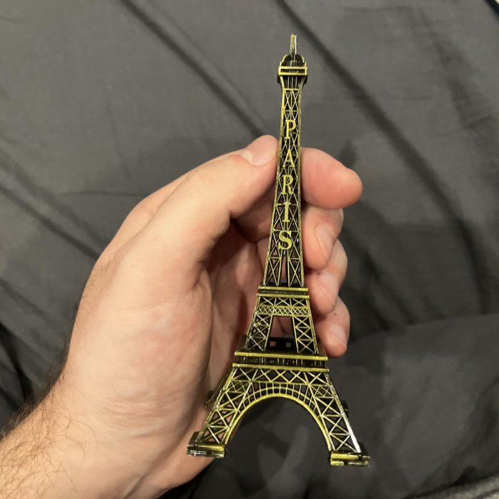 Статуэтка Эйфелевой башни