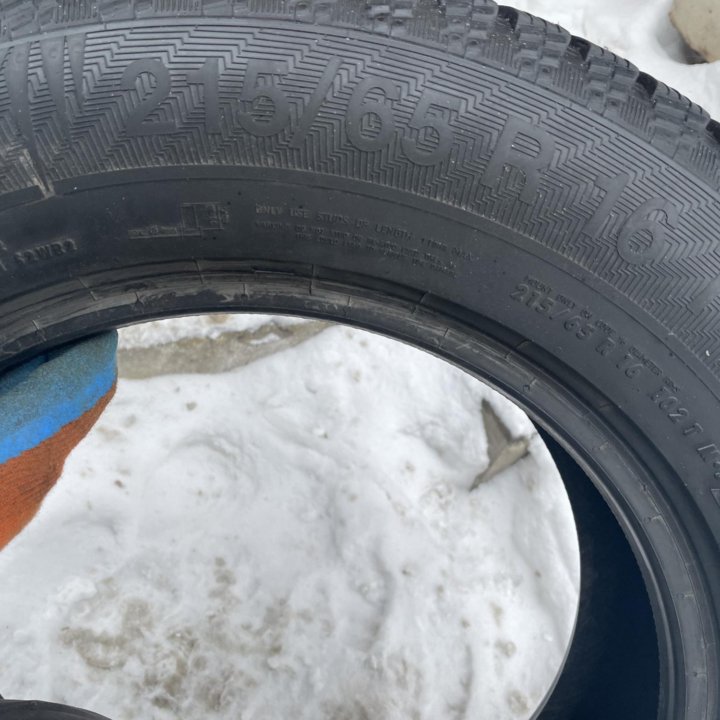 Gislaved Nord Frost 200 SUV 215/65 R16 2шт