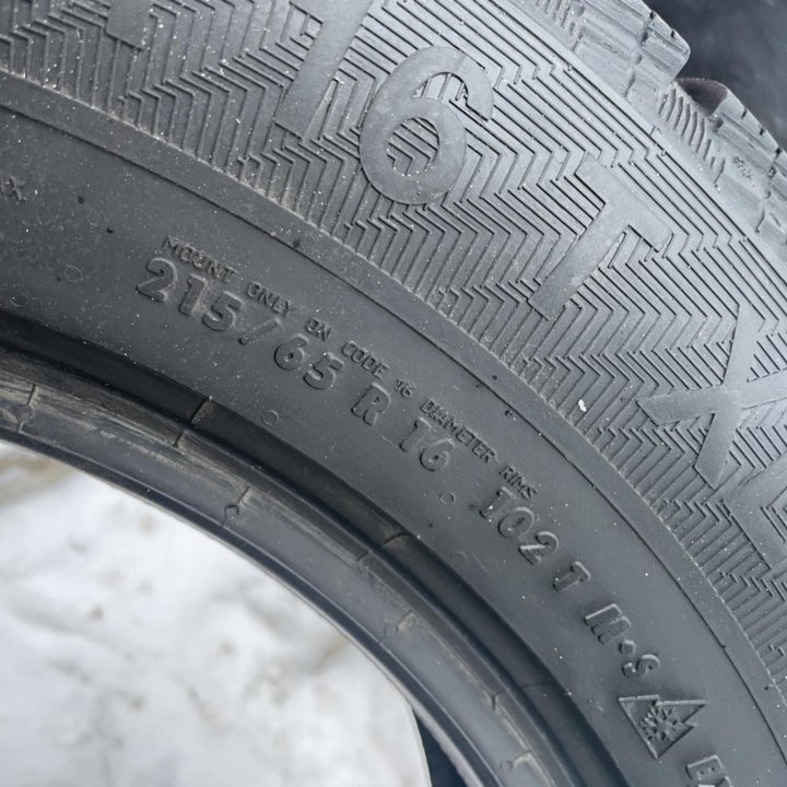 Gislaved Nord Frost 200 SUV 215/65 R16 2шт