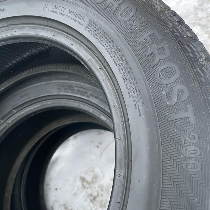 Gislaved Nord Frost 200 SUV 215/65 R16 2шт