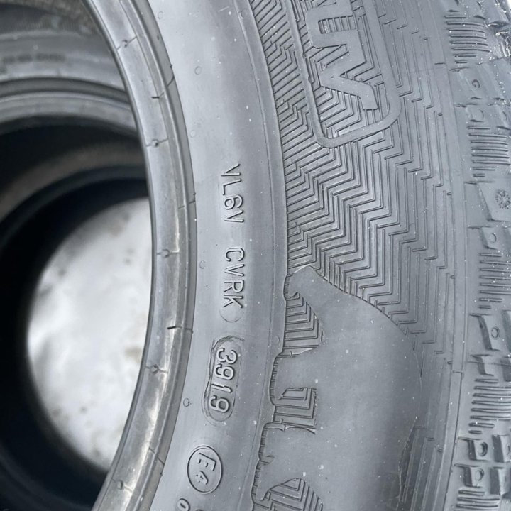 Gislaved Nord Frost 200 SUV 215/65 R16 2шт