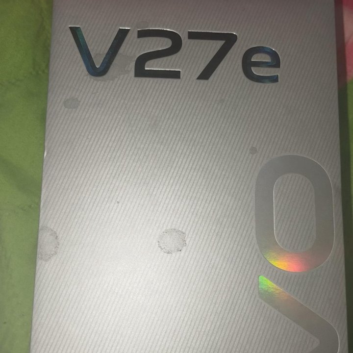 Телефон vivo V27e