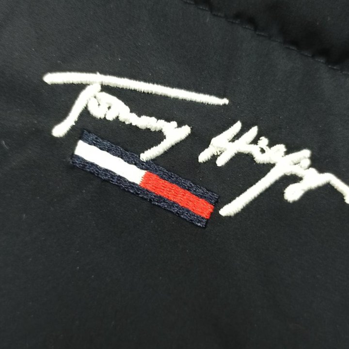 Пуховики Tommy Hilfiger