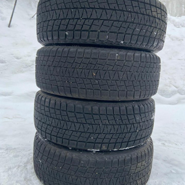 BRIDGESTONE BLIZZAK DM-V1 225/60/17