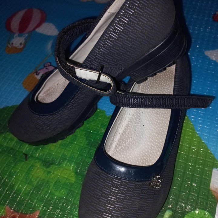 Туфли на девочку