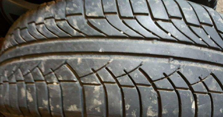 Шины летние б-у Michelin 235-65R17 4-2-1шт подбор