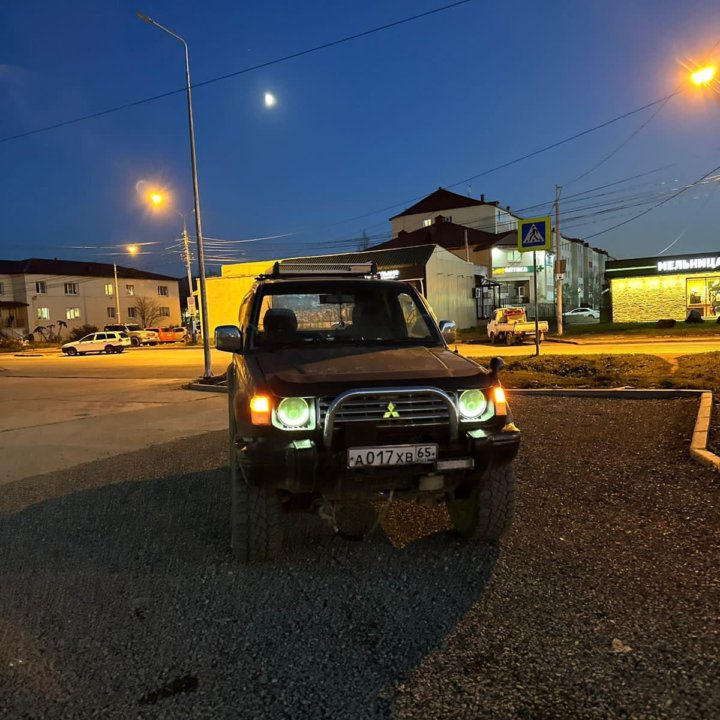 Mitsubishi Pajero, 1993