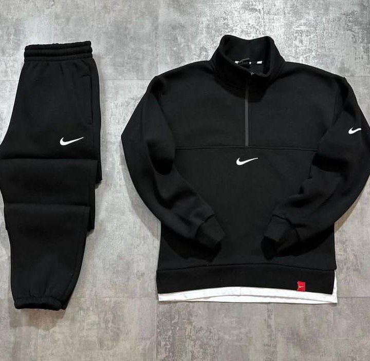 Спортивный костюм Nike утеплённый