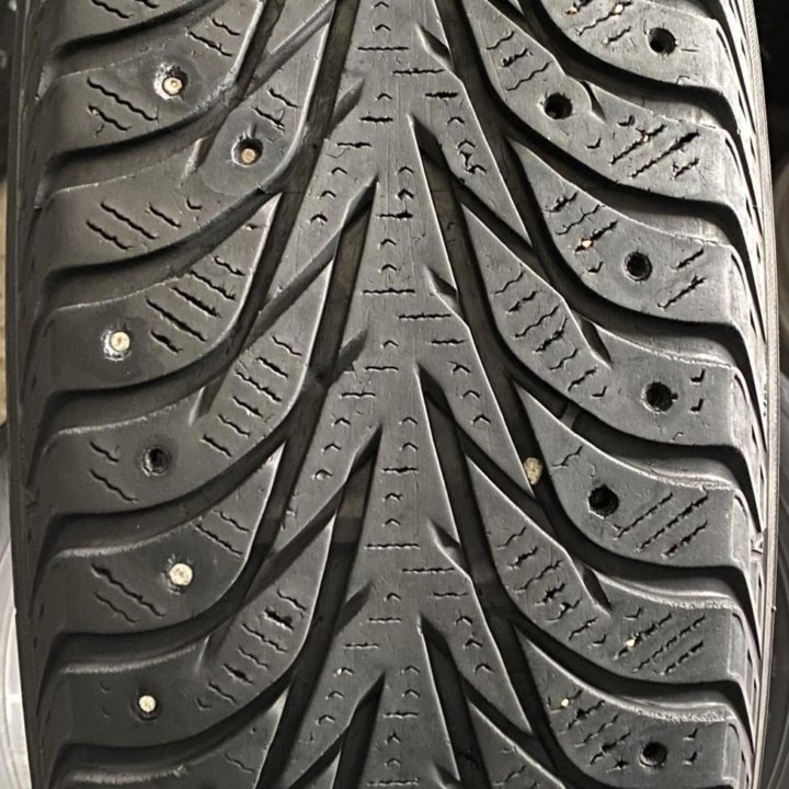 Yokohama IceGuard iG35 195/65 R15