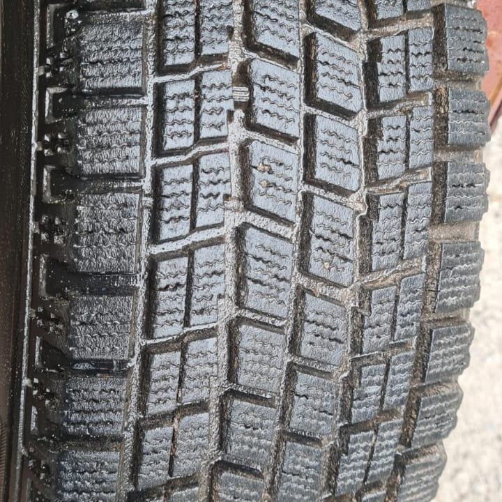 Шины липучка Bridgestone 175-70R13 4-2-1шт подбор