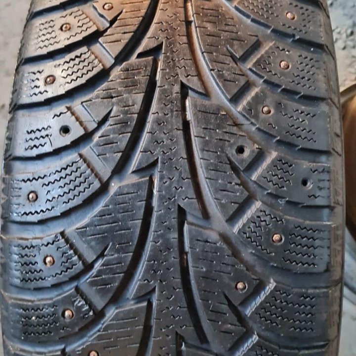 Шины зима шипы Goodyear 235-55R17 4-2-1шт подбор