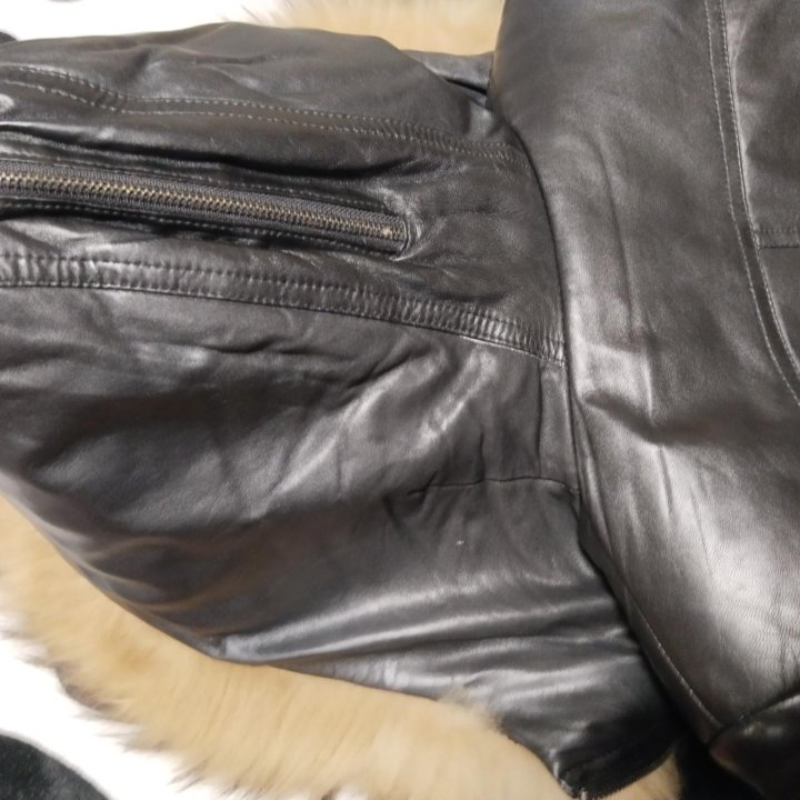 Кожаная куртка