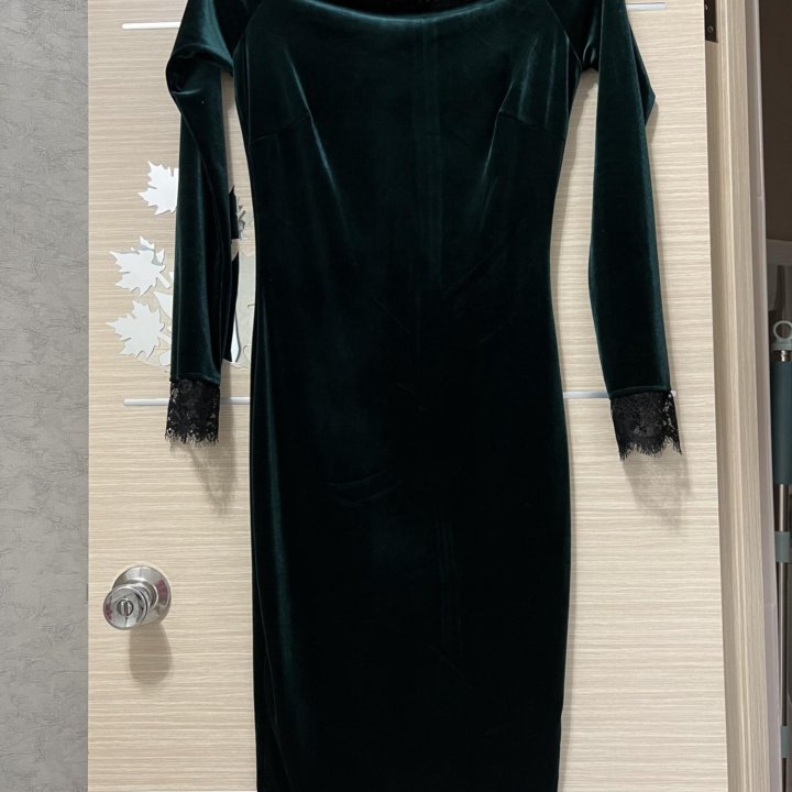 Платье вечернее