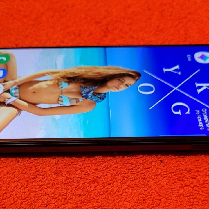 Телефон Samsung Galaxy S10e