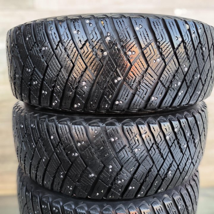 215/60/17, Goodyear Ice Arctic, 4 шт