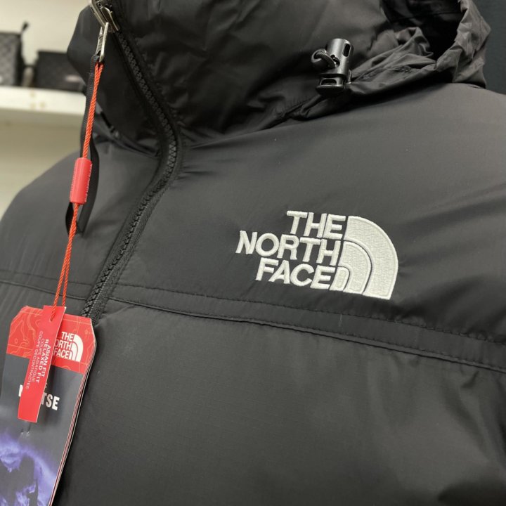 Куртки North Face