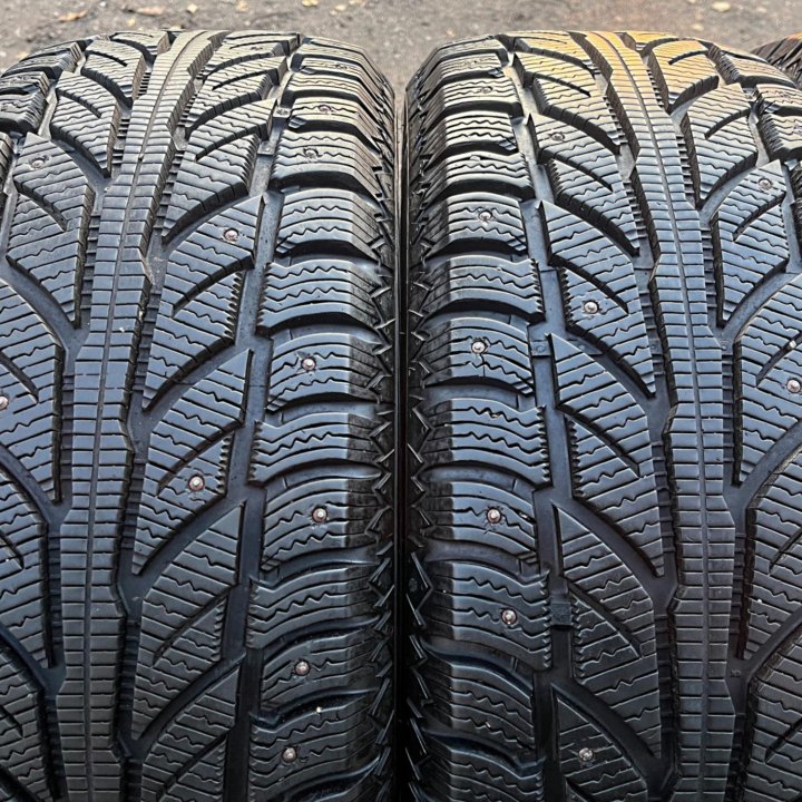 Зима Cooper Weather-Master WSC 215/60 R17 96T