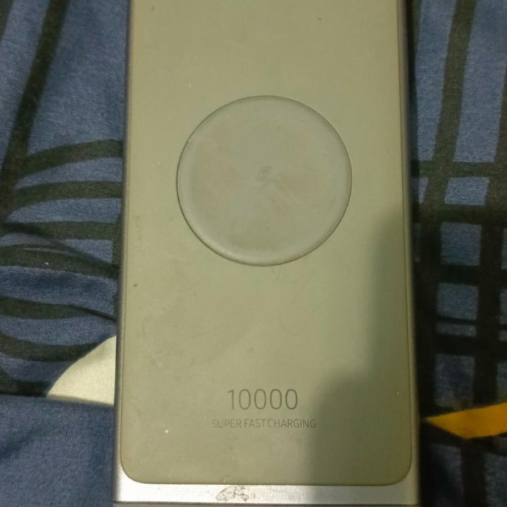 Повер банк Samsung на 10 000 mAh