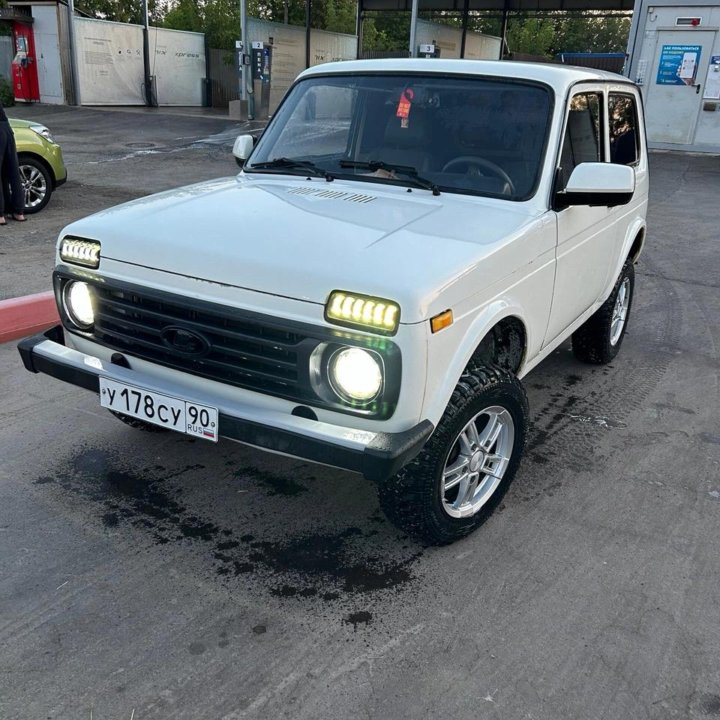 ВАЗ (Lada) Niva (4x4/Legend), 1993