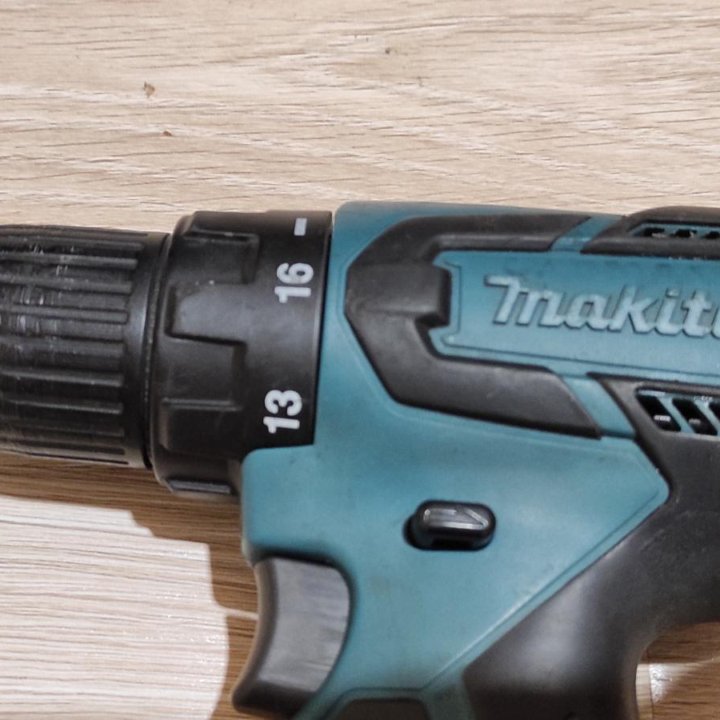 Оригинал. Дрель шуруповерт makita ddf459, 18volt