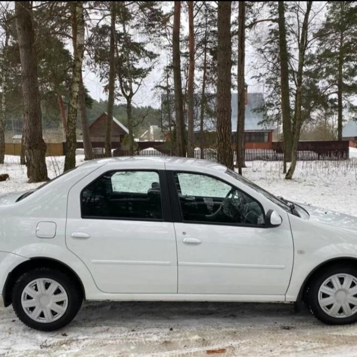 Renault Logan, 2012