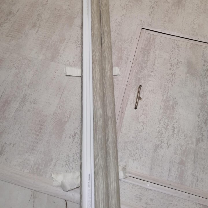 Плинтус напольный