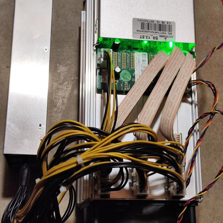 Asic Bitmain Antminer S9 13.5Th/s