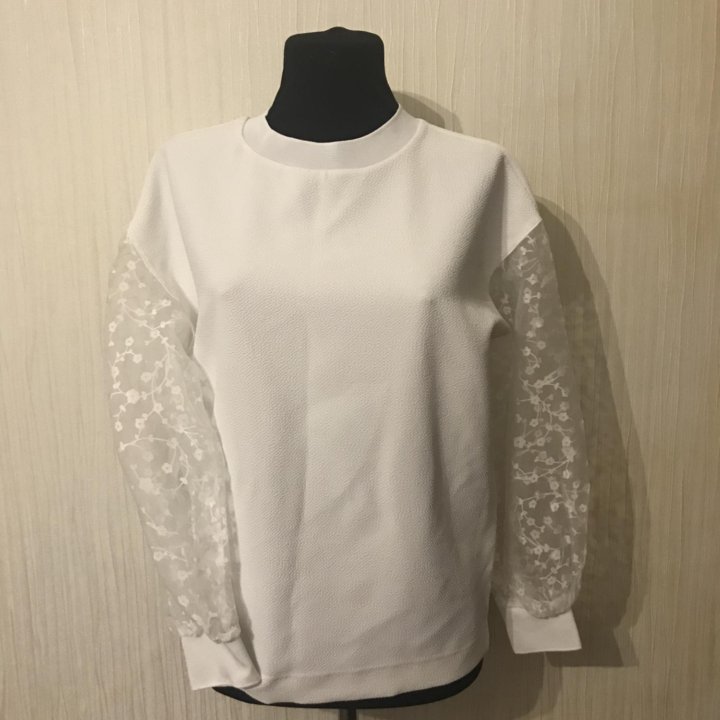 Zara свитшот р 42