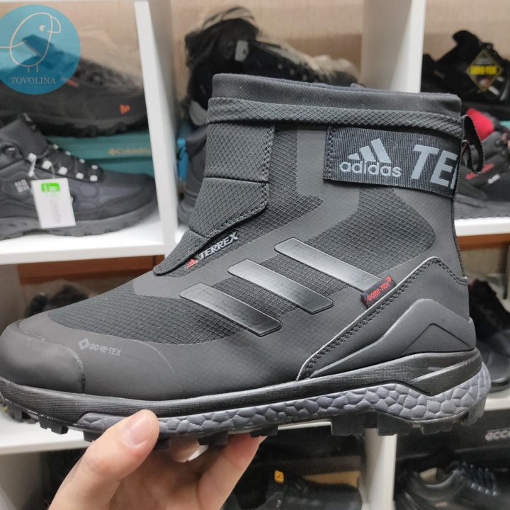 Дутики мужскиe Адидас Adidas terrex черные