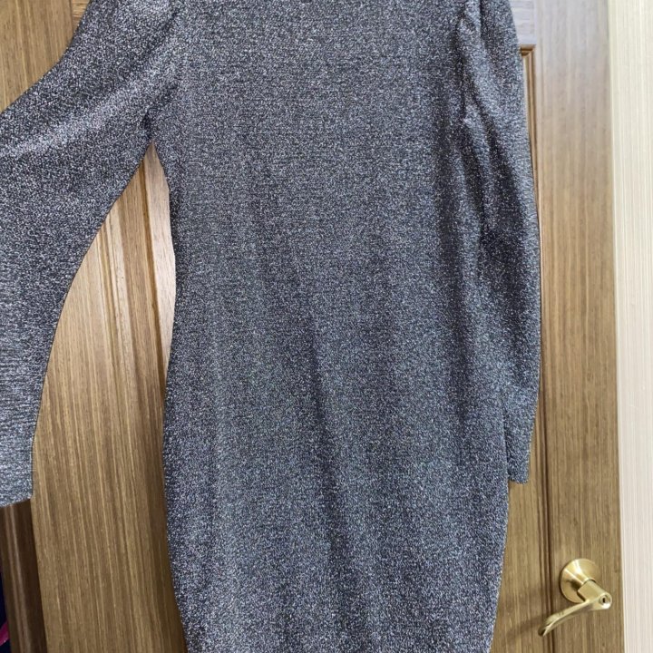 Платье вечернее