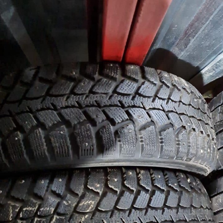 Шины зима шипы бу Dunlop 215-65R16 4-2-1шт подбор