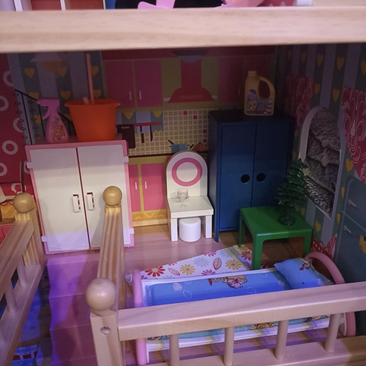 домик кукольный