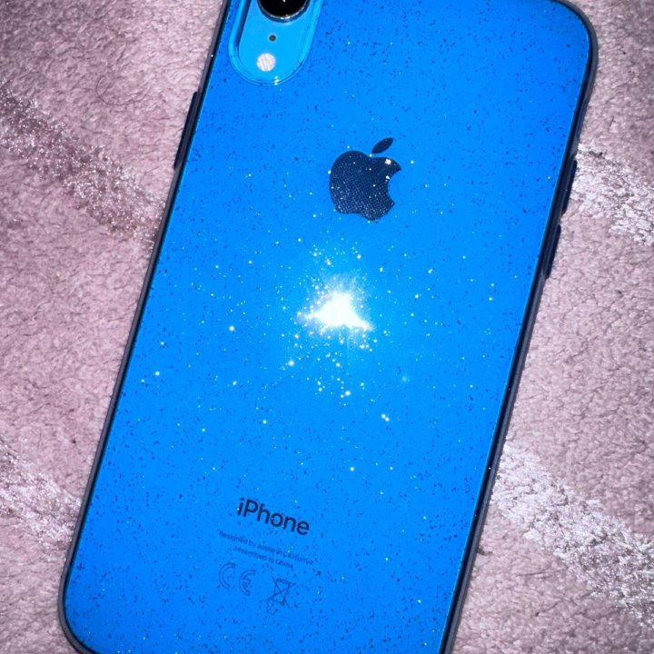 iPhone XR голубой