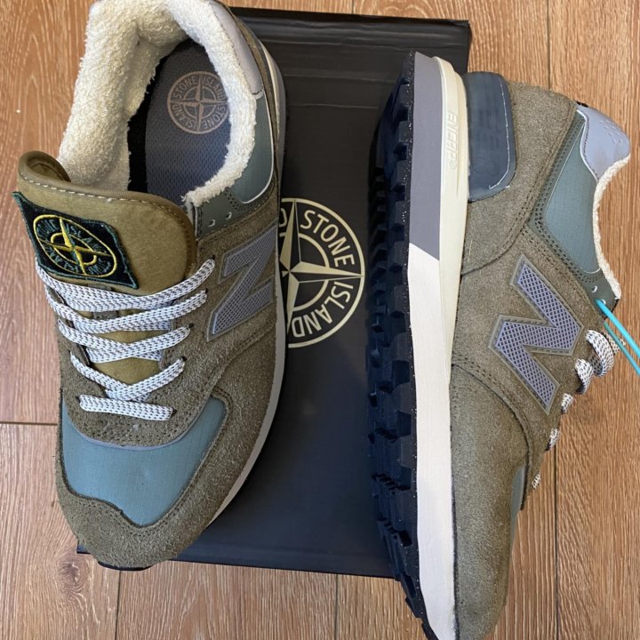 Кроссовки New Balance stone island