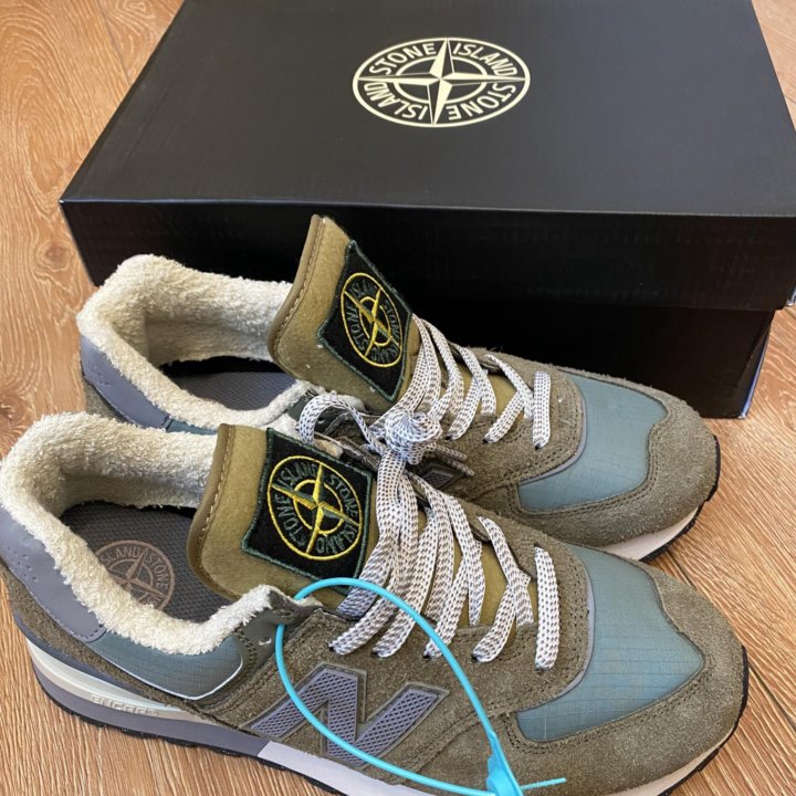 Кроссовки New Balance stone island