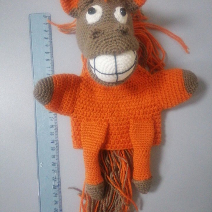 Конь на руку