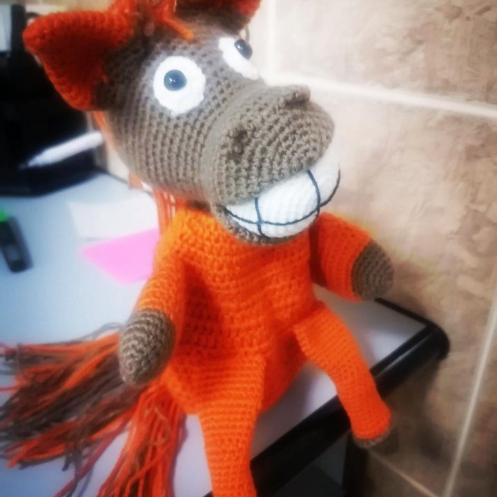 Конь на руку