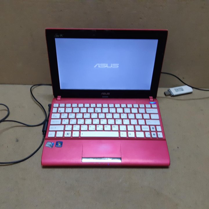 Нетбук Asus