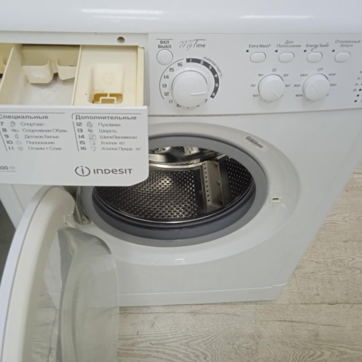 Стиральная машина Indesit 5кг