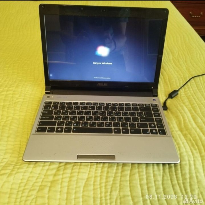 Ноутбук ASUS UL30A